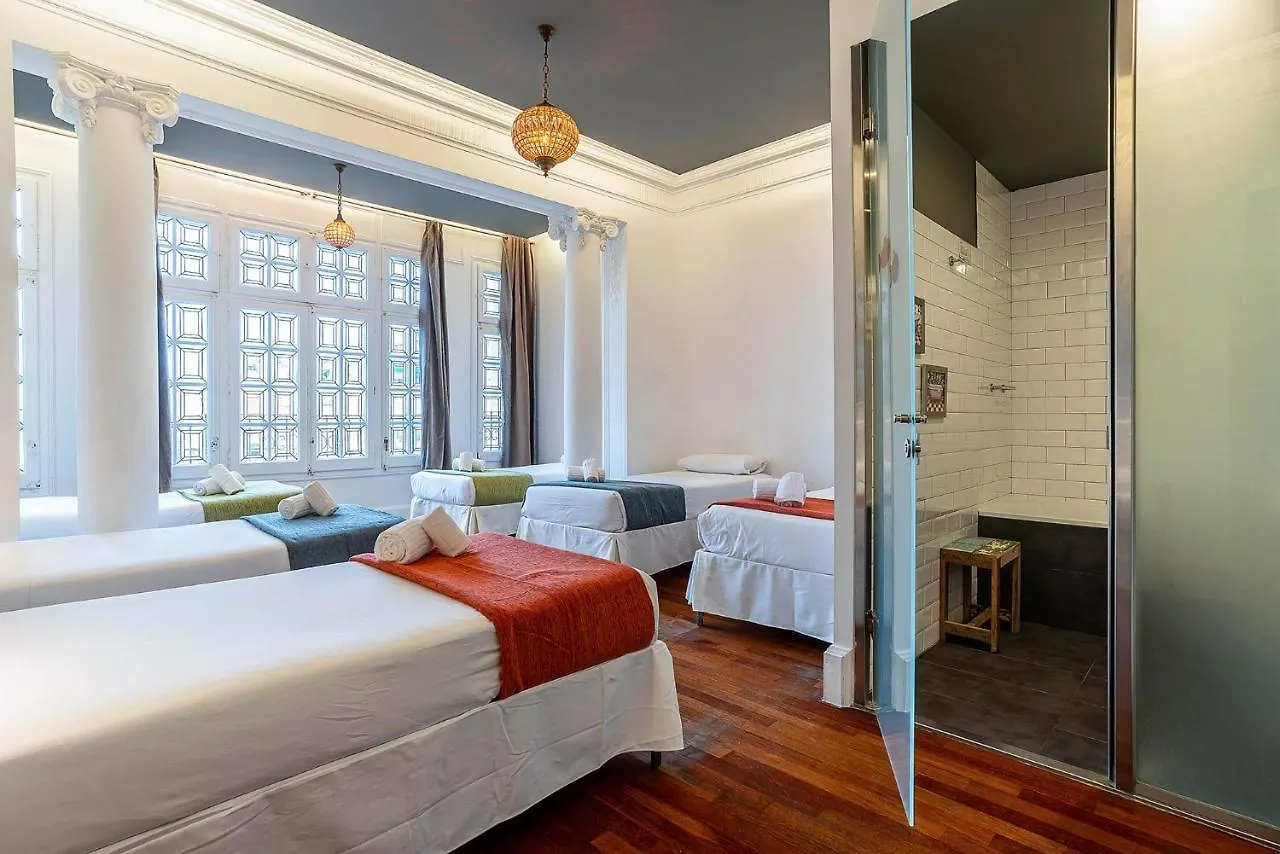 Casa Gracia Hostel Barcelona 0*,