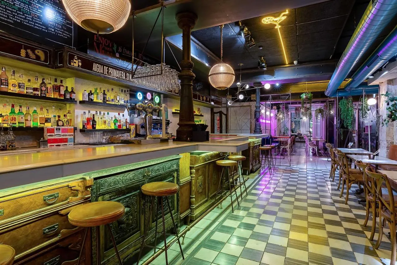 Casa Gracia Hostel Barcelona