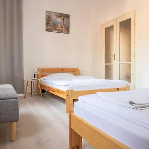 ellenőrizze a rendelkezésre állást