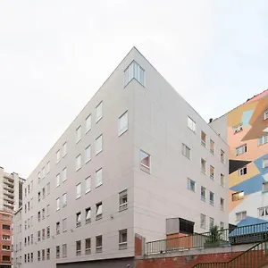 https://hotel-bed4u-bilbao.bilbaohotelsspain.com