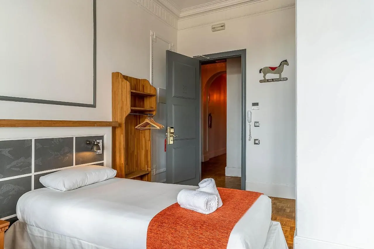 Hostel Casa Gracia Barcelona Spanien