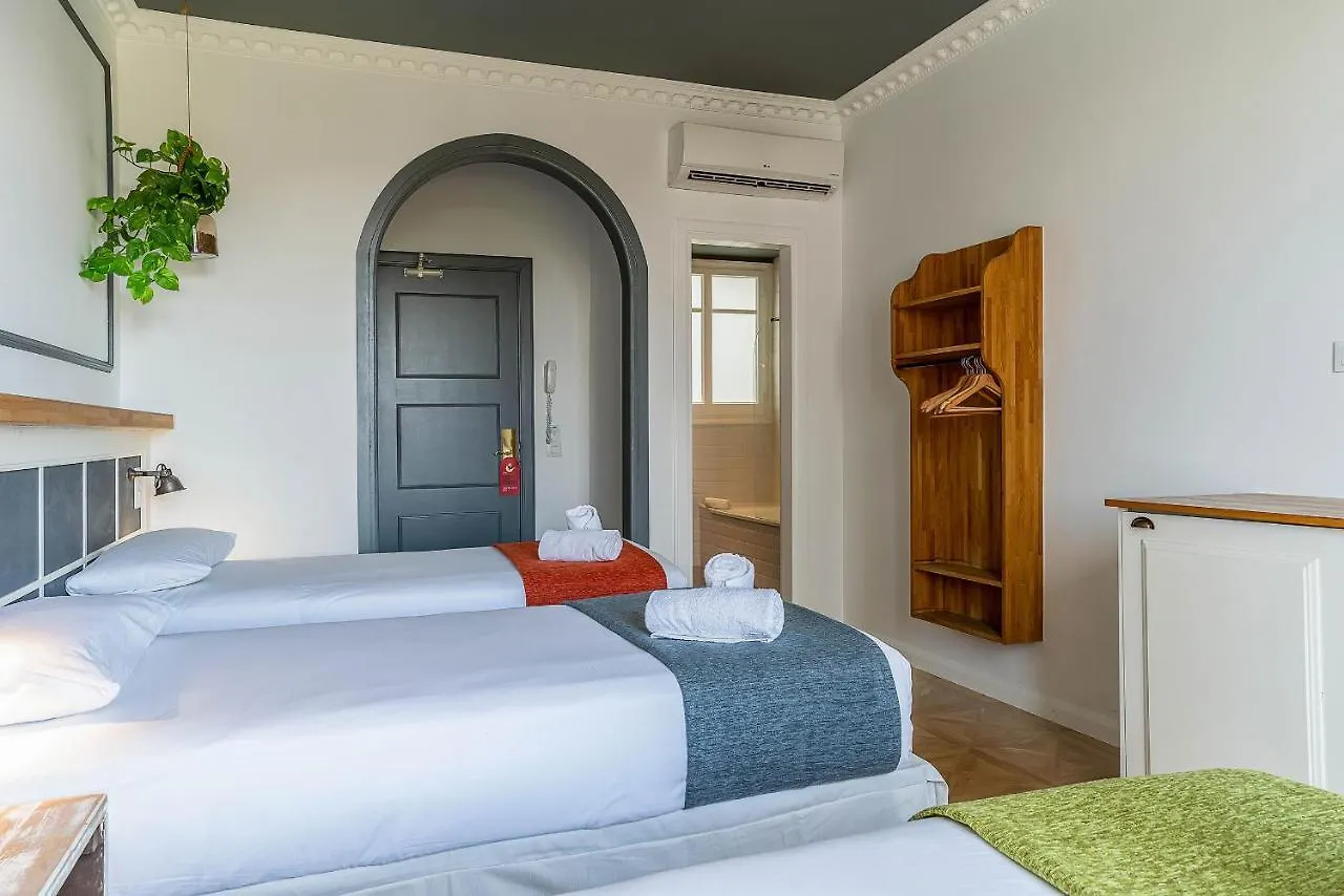 Casa Gracia Hostel Barcelona