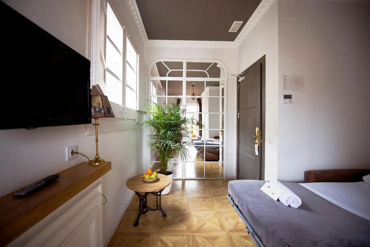 Casa Gracia Vandrehjem Barcelona